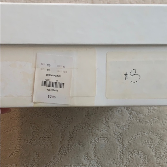 Haven’t worn in years - Picture 2 of 6